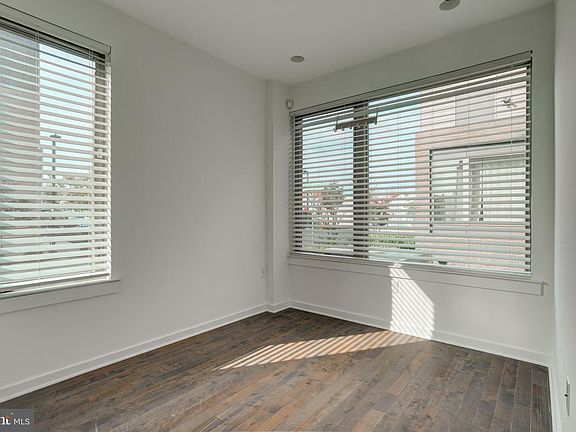 5th image of 2104 Kensington Walk