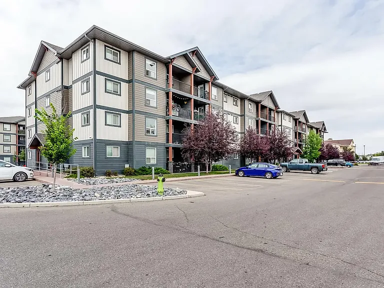 20 Kingsland Close SE #1407 — Photo 25