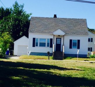 610 Mast Rd, Manchester, NH, 03102