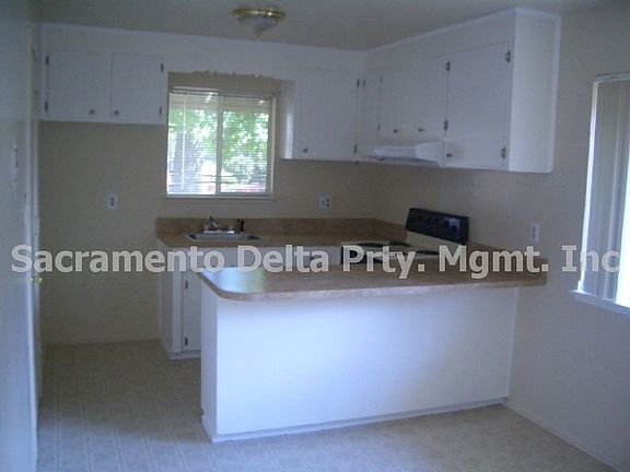 4th image of 2342 Irma Way