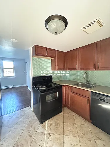 7628 N Milwaukee Ave #1B Photo 1
