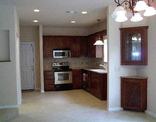 3rd image of 420 HERFF ST #0