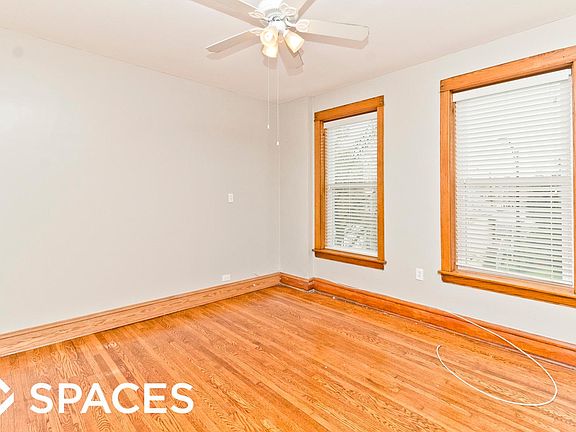 3rd image of 2047 N Kimball Ave #2SRE