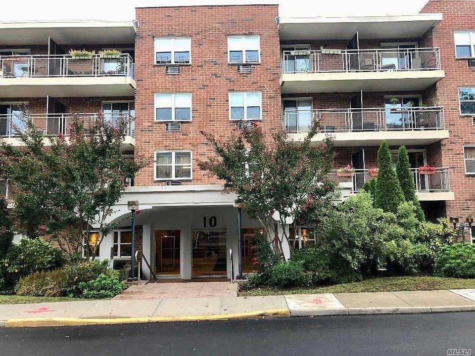 1st image of 10 Ipswich Ave APT 2E