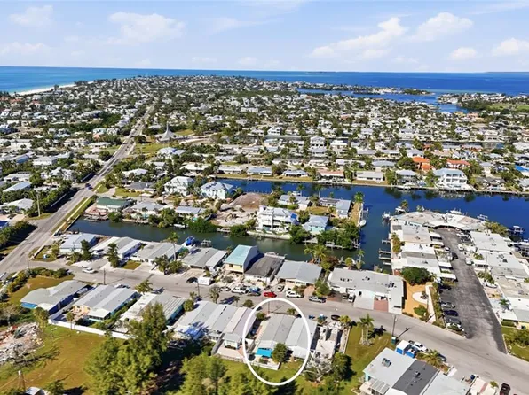 417 63rd St, Holmes Beach, FL 34217