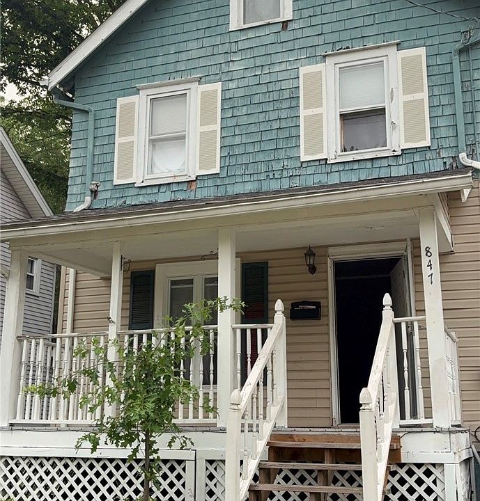 1st image of 847 Carlysle St