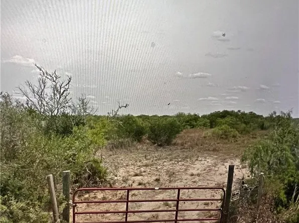 107A Country Rd, Falfurrias, TX 78355