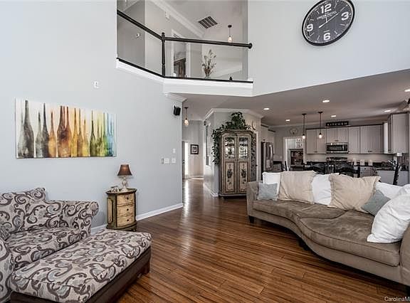 4th image of 5810 Snapdragon Ln #40