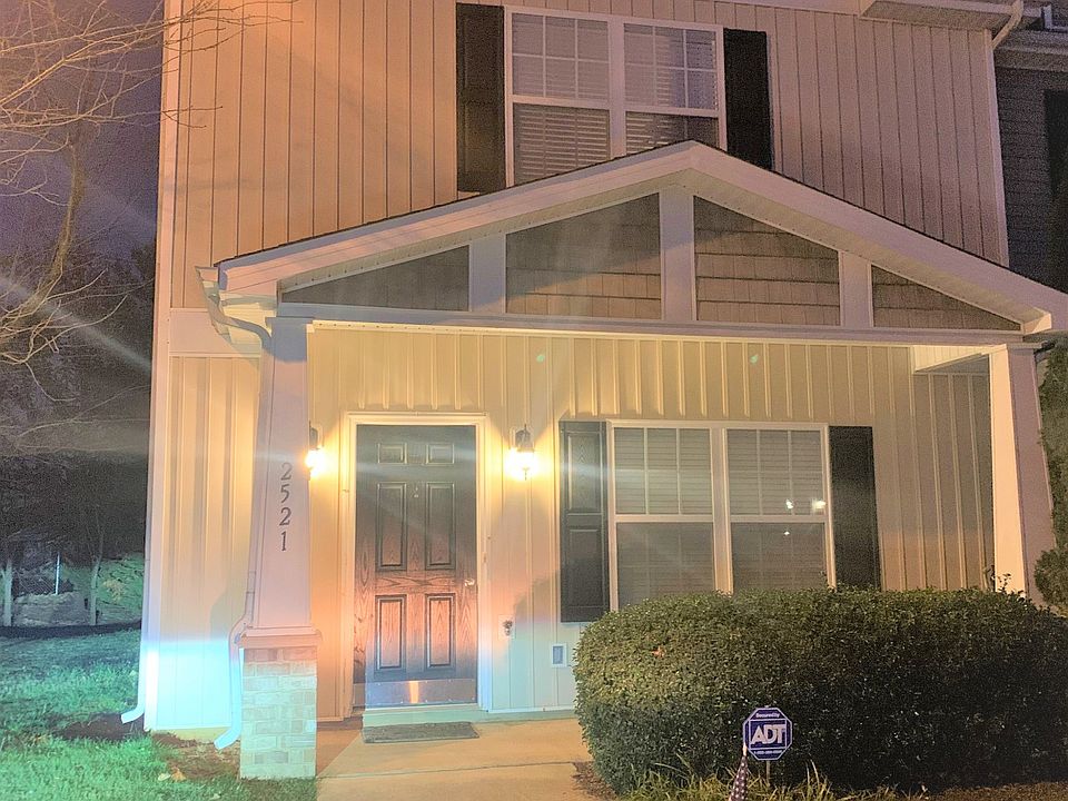 1st image of 2521 New Holland Cir #20
