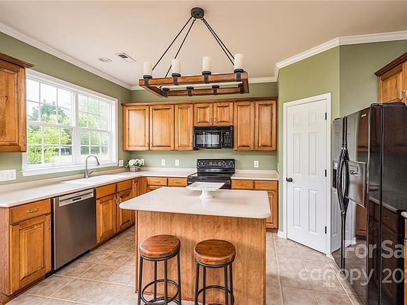 5th image of 14218 Eldon Dr