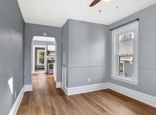 1135 Williamson St #4, Madison, WI 53703