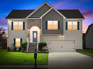 3754 Gray Fox Dr, Clarksville, TN 37040