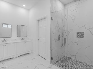 6525 Forest Cir, Labelle, FL 33935