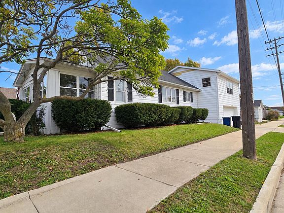 2nd image of 2055 Case AVENUE