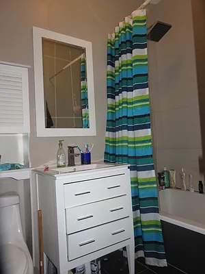 Rented by Rennit Inc. | media 52