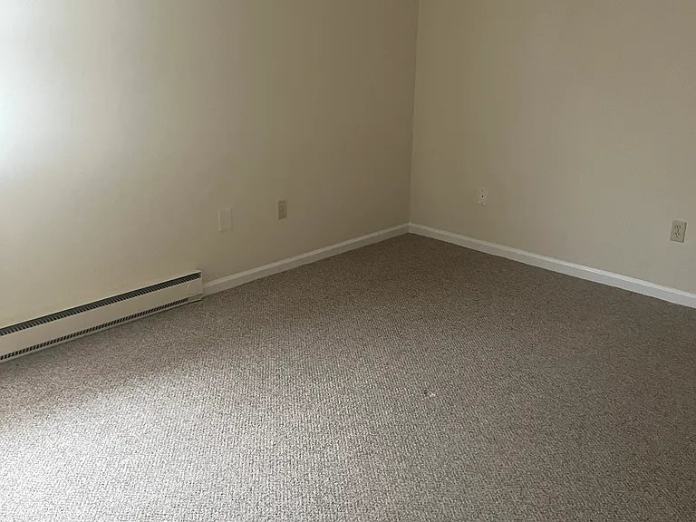 138 Grassy Plain St #9 — Photo 5