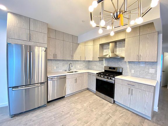 4th image of 1415 67th St #1F