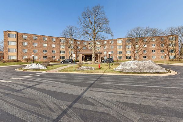 1st image of 1880 Bonnie Ln APT 416