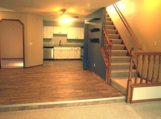 1836 Southpointe Ter, Eagan, MN 55122