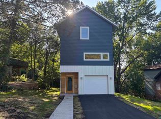 1432 N 8th Ave E, Duluth, MN 55805