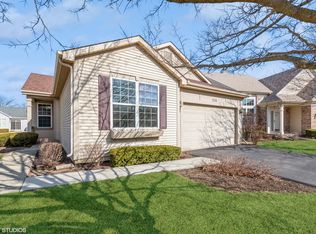 21216 Prince Lake Ct, Crest Hill, IL 60403