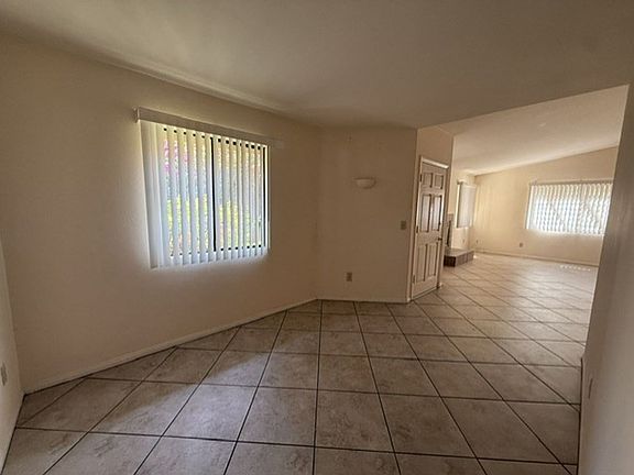 4th image of 52765 Avenida Diaz