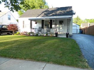 613 81st St, Niagara Falls, NY 14304