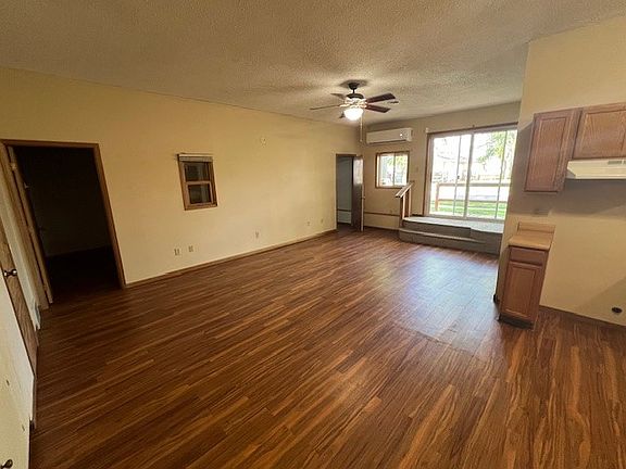 4th image of 1111 W Lowell Ave APT 4