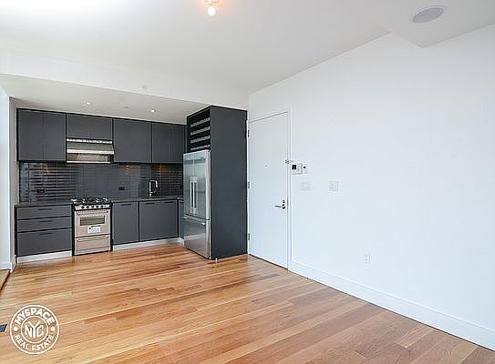 3rd image of 1040 Dean St #426