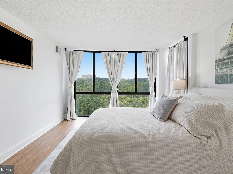 5300 Holmes Run Pkwy #607 — Photo 12