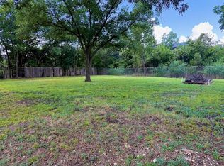 1609 N Brazos Ave, Cleburne, TX 76031