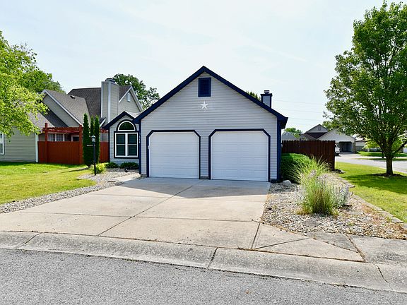 3rd image of 3444 Seaway Dr