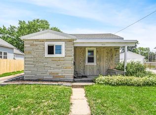 1816 N Main St, Oshkosh, WI 54901
