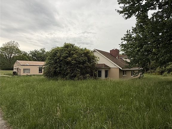 4th image of 755 Franklin Rd