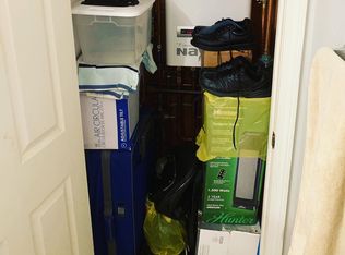 391 S Franklin St, Holbrook, MA 02343