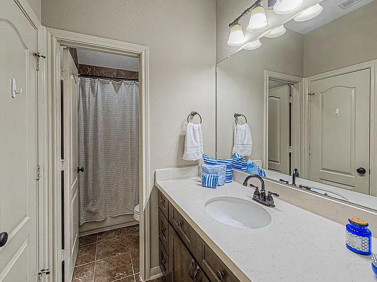 17430 Aberdeenshire Dr — Photo 41