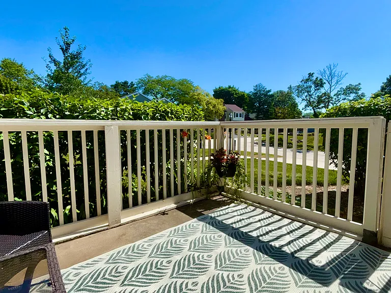 619 Chip Ct — Photo 11