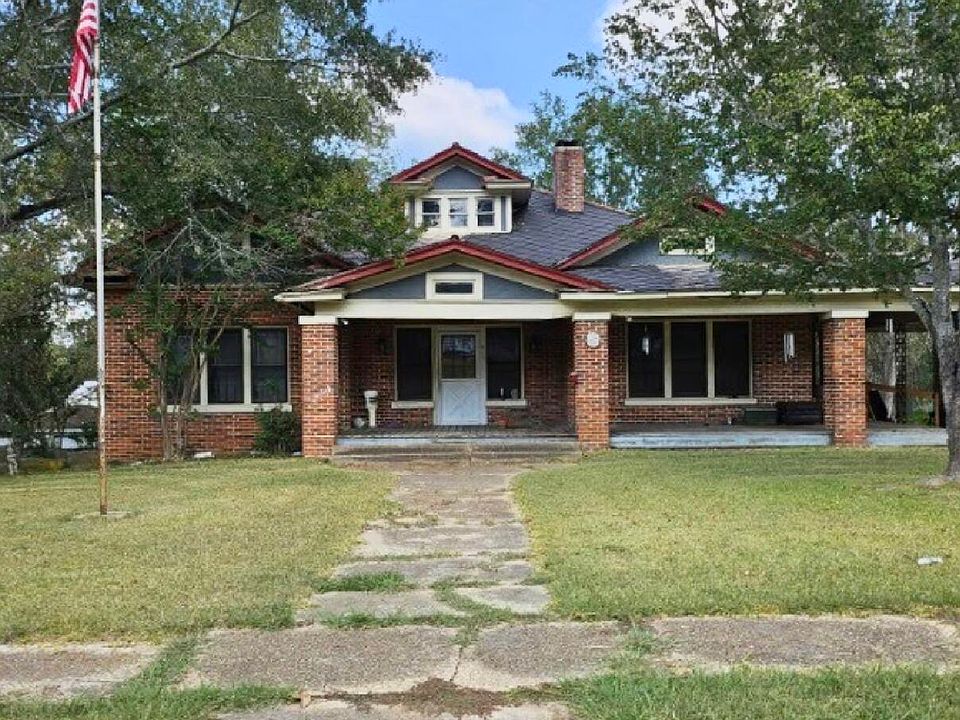 1st image of 16745 E Main St