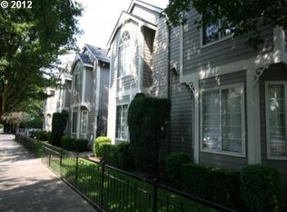 3812 SW Kelly Ave APT 8, Portland, OR 97239