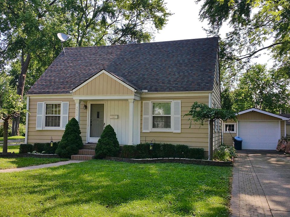 Well Maintained Bungalow, Great Location!