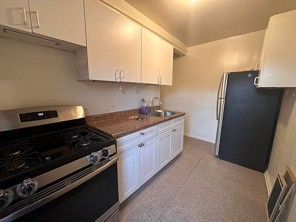 1st image of 8319 116th St APT 6D