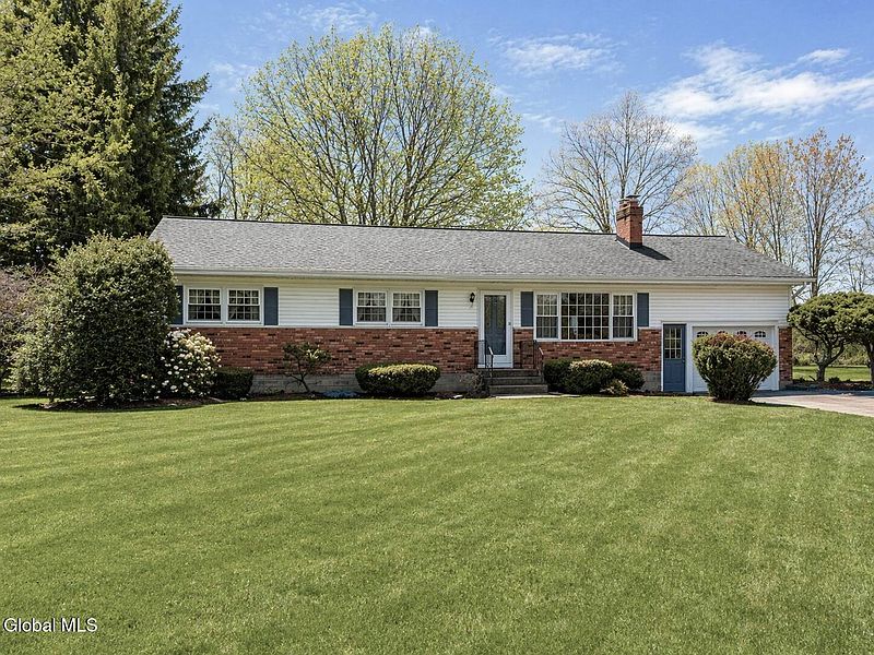 2nd image of 17 Plaid Place
