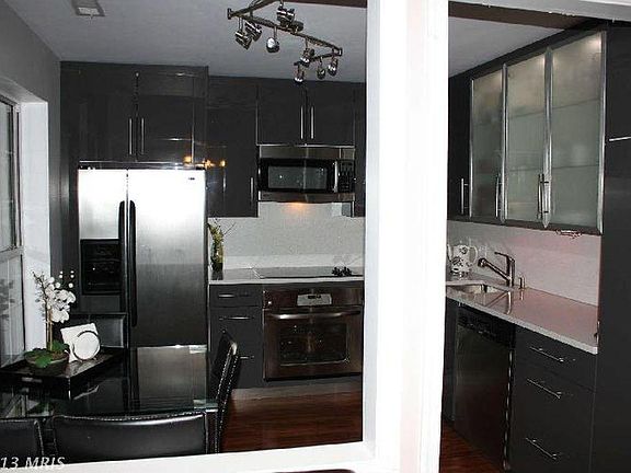 4th image of 21823 Baldwin Sq #302
