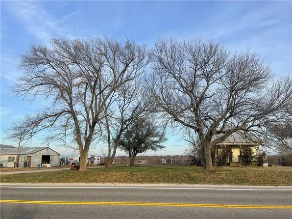7430 59th Hwy, Erie, KS 66733