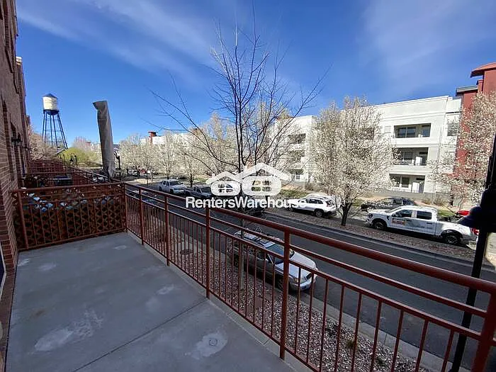 Building Photo - 5423 Water Tower Promenade