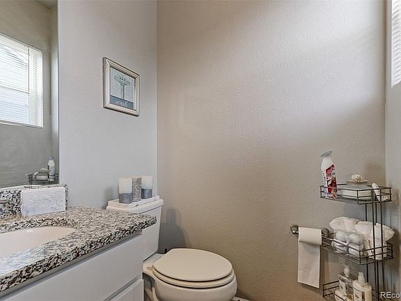 4th image of 11748 Oneida Street