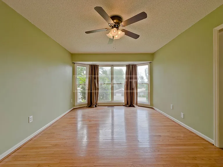 3314 Sunniroc Cir — Photo 17