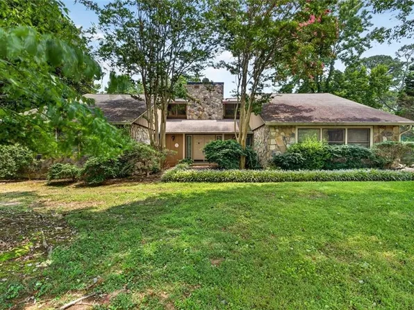 13295 Cogburn Rd, Milton, GA 30004