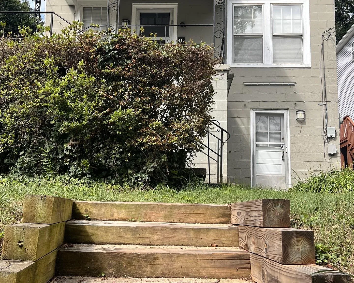 2 bed, 1.0 bath, 837 sqft, $1,650 — Photo 2
