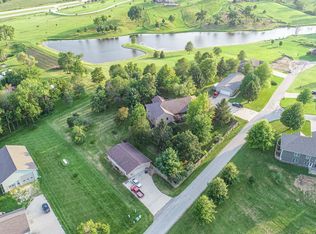 21843 98th St, Anamosa, IA 52205